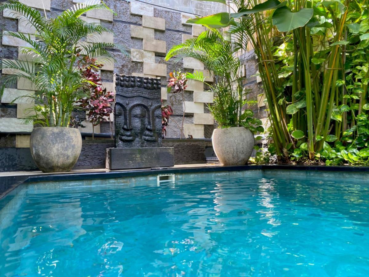 Villa Lily Seminyak エクステリア 写真